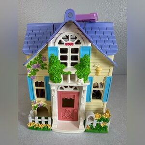 Fisher Price 2004 Doll House Loving Family Sweet Streets Country Cottage Purple